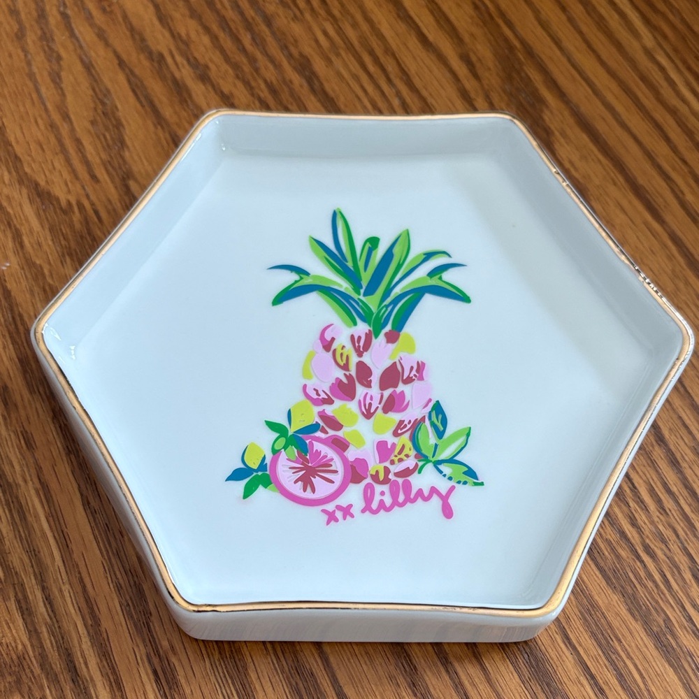 Lilly Pulitzer Pineapple Design Hexagonal Dish